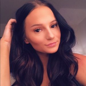 Meet your Posher, Jillian